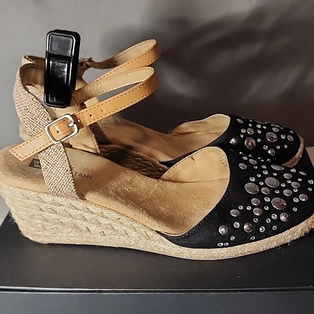 White Mountain Black and Tan Espadrilles with Studs